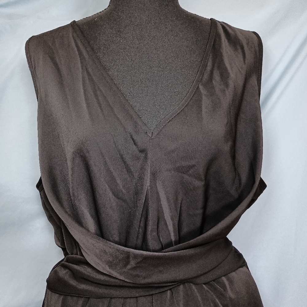 Bloomchic Sleeveless Black Dress 12 - Picture 4 of 7